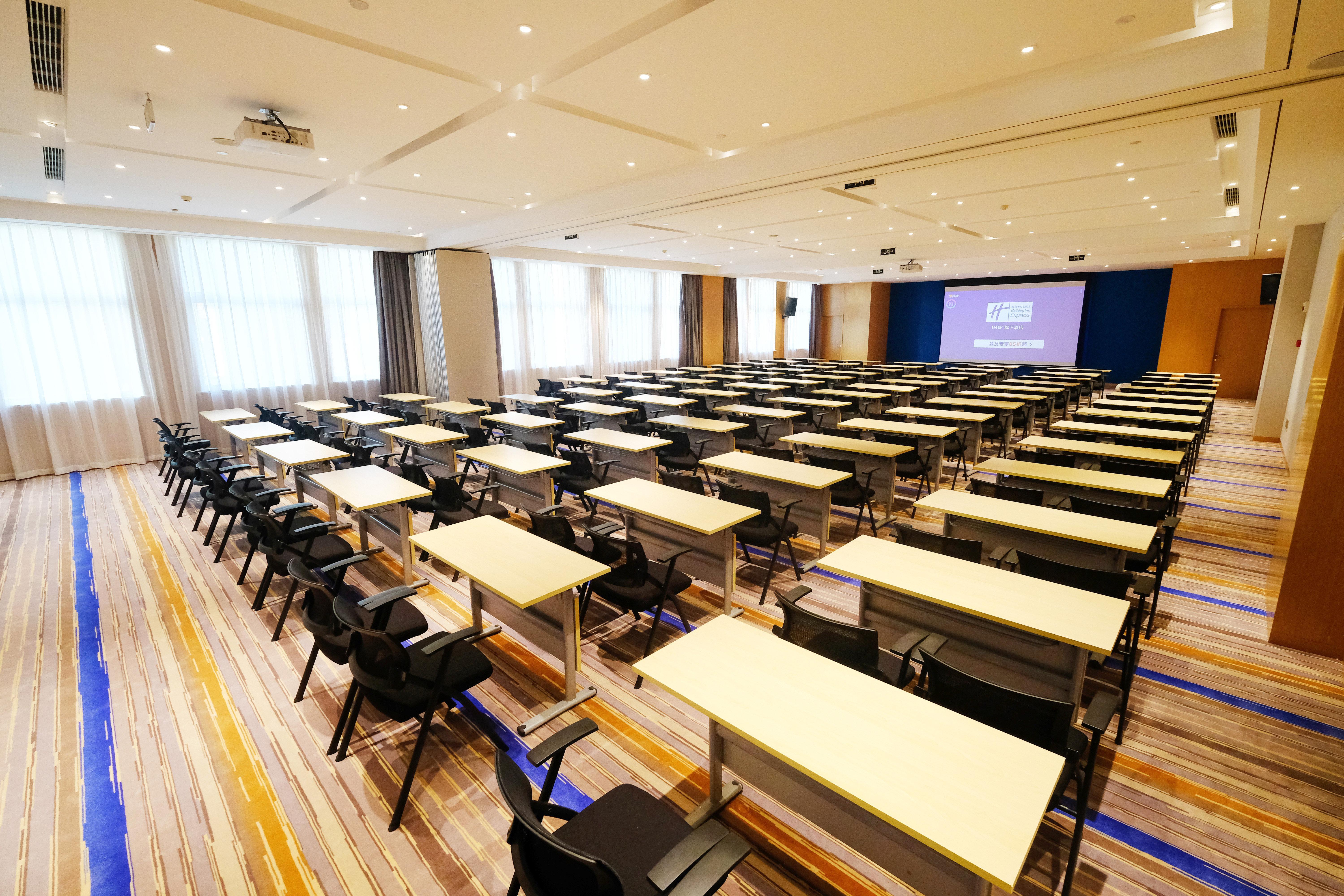 Holiday Inn Express Lishui City Center, An Ihg Hotel Екстер'єр фото